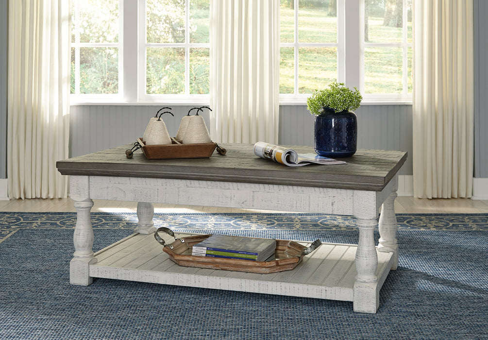Havalance Outdoor Coffee Table with End Table